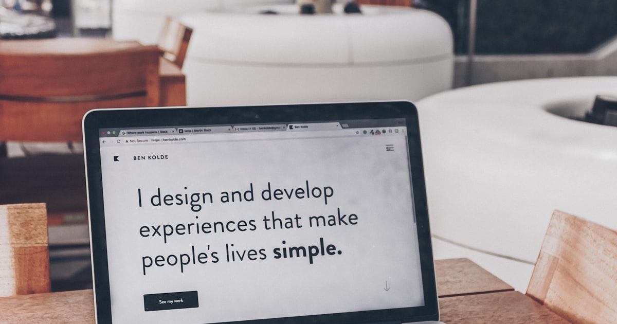 Tendințe web design 2024-2025: Ce funcționează și ce nu