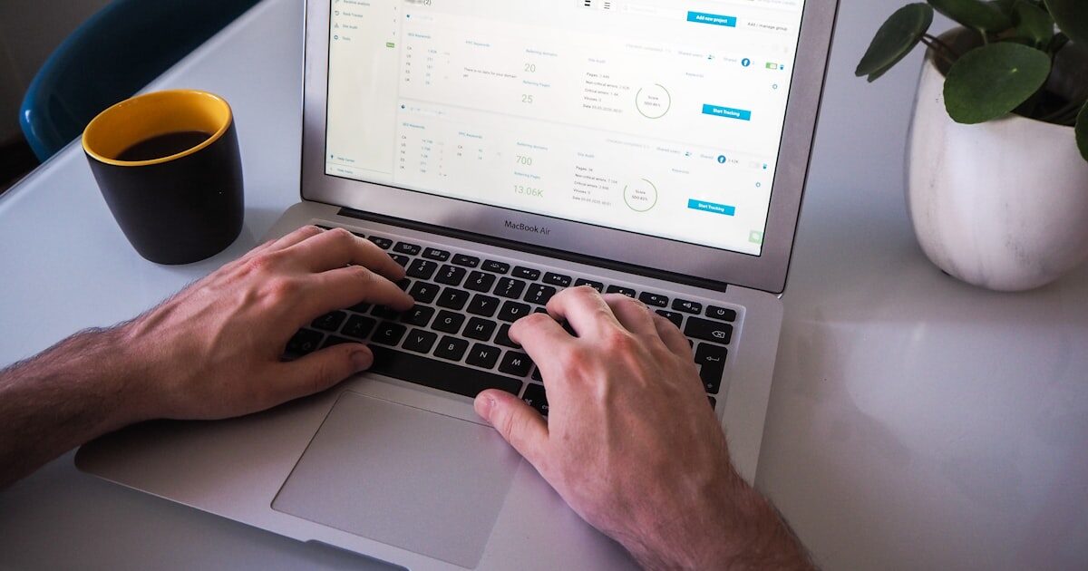 Formular de contact care nu ajunge la spam: ghid practic